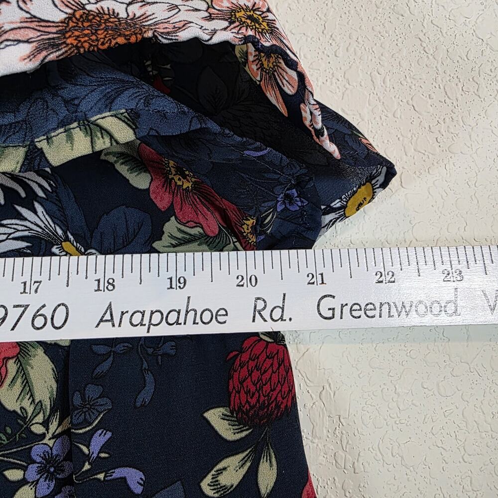 Torrid Blue Flower Blouse Size 0 - Picture 4 of 5